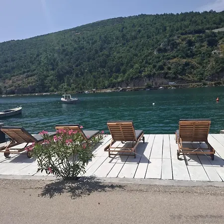 Monkovic Appartement *